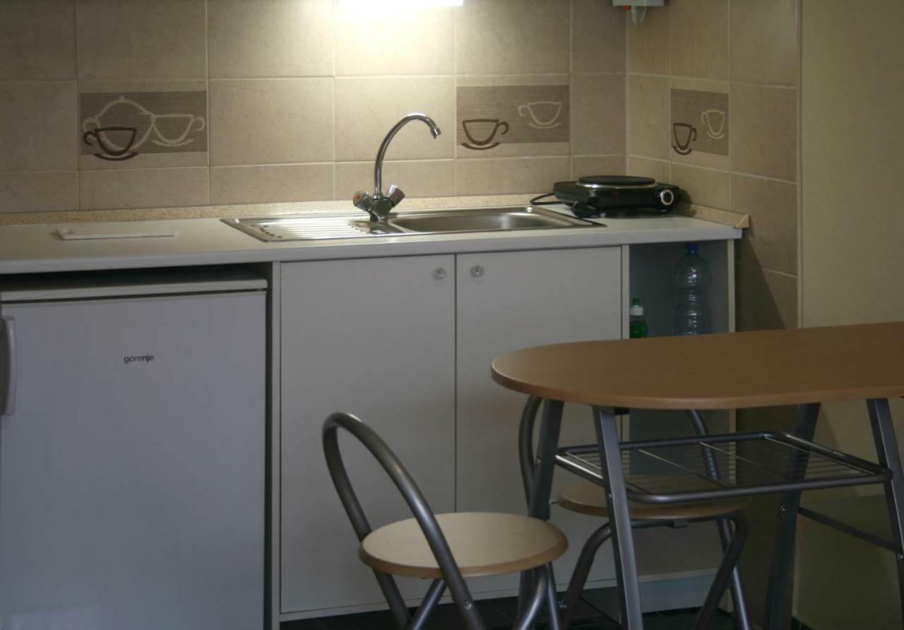 Margaret Bridge Studio Apartment